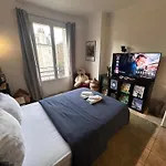 Appartement Avec Balcon, 5 Min Du Metro 1-6, Nation, Disneyland, Zoo, Bois De Vincennes